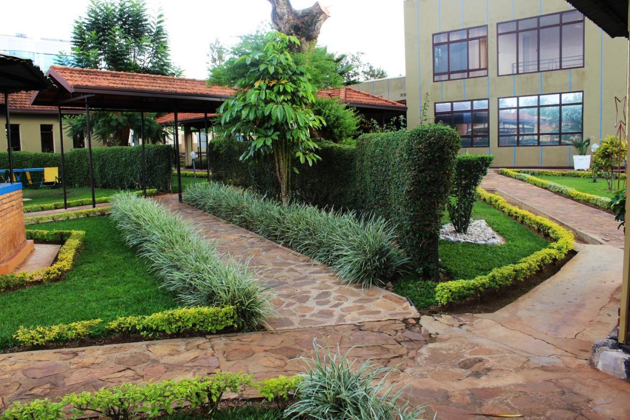 Dereva Hotel Rwamagana Exteriör bild