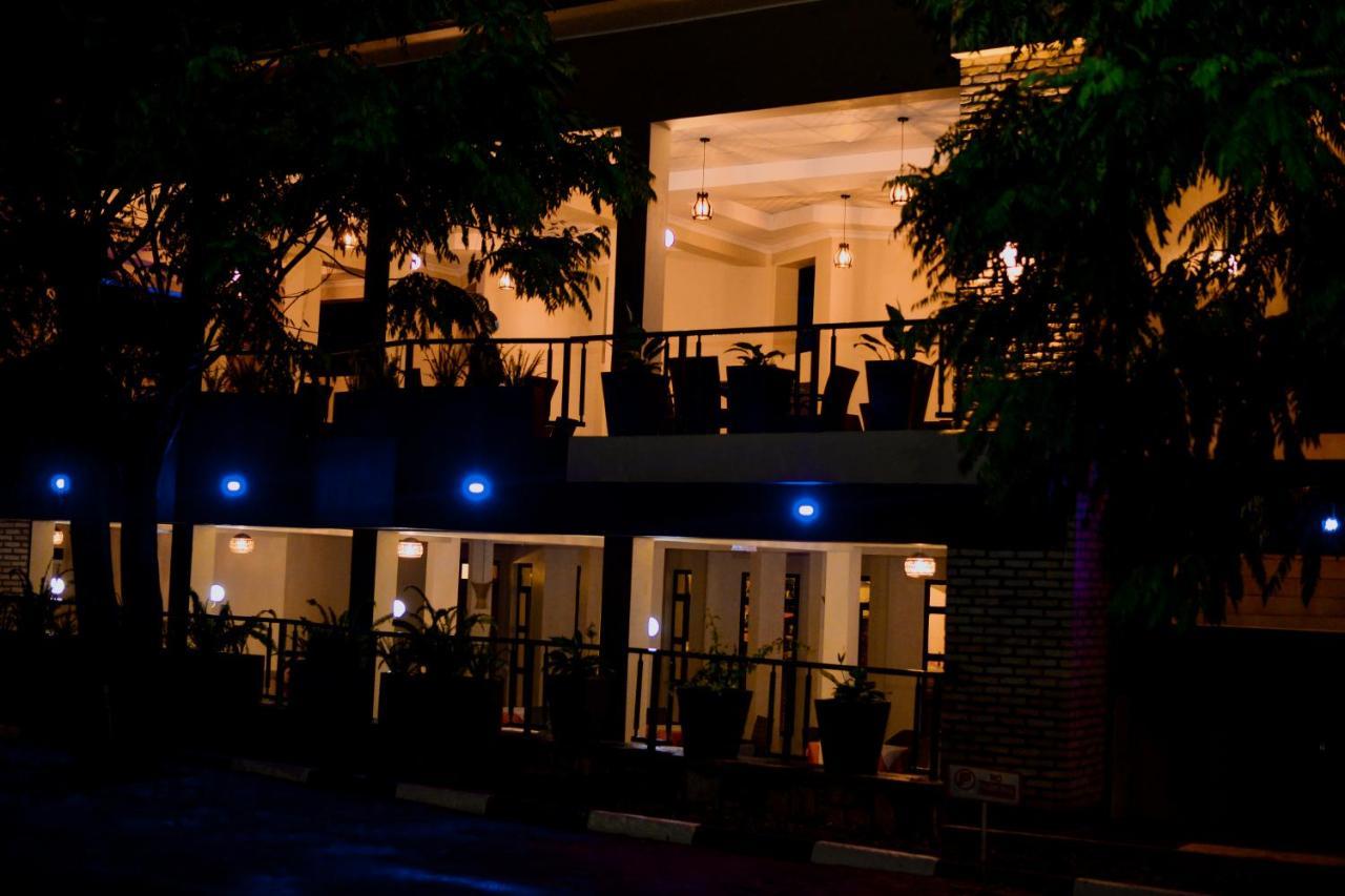 Dereva Hotel Rwamagana Exteriör bild